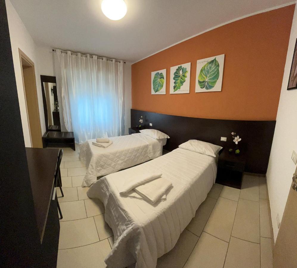 Bed & Breakfast La Rondinella Cerasolo Exteriör bild