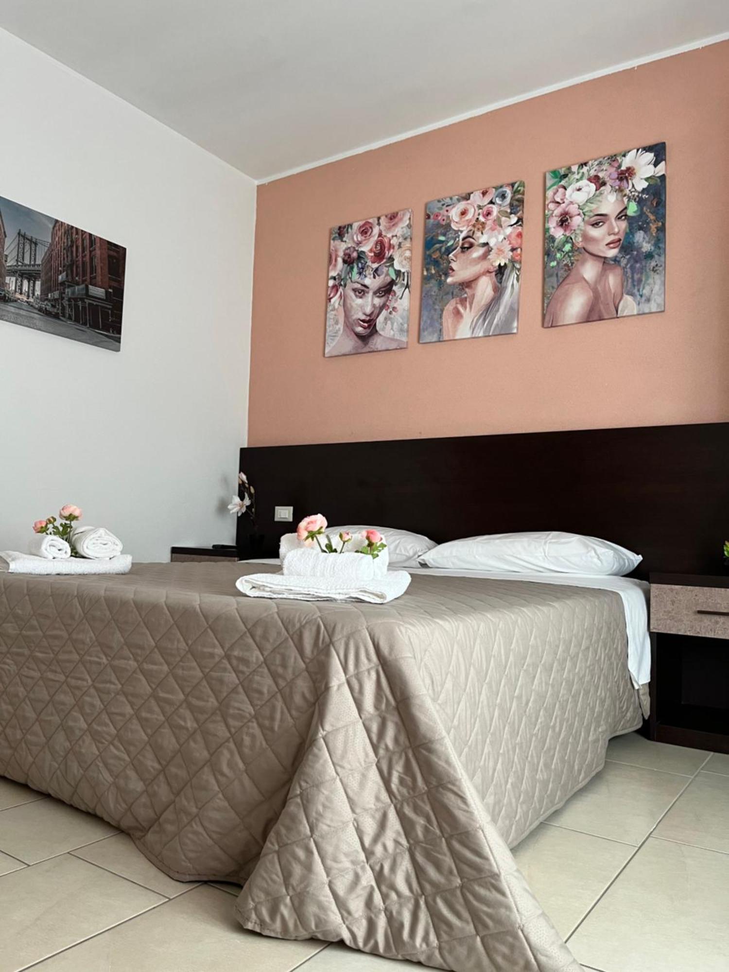 Bed & Breakfast La Rondinella Cerasolo Exteriör bild